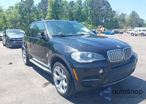 2012 BMW X5 xDrive35D from USA, damaged, VIN 5UXZW0C51CL670901